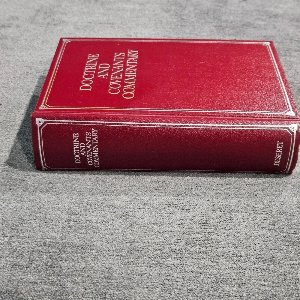 Doctrine and Covenants Commentary 1978‎ Deseret Book Hyrum M Smith Hardcover